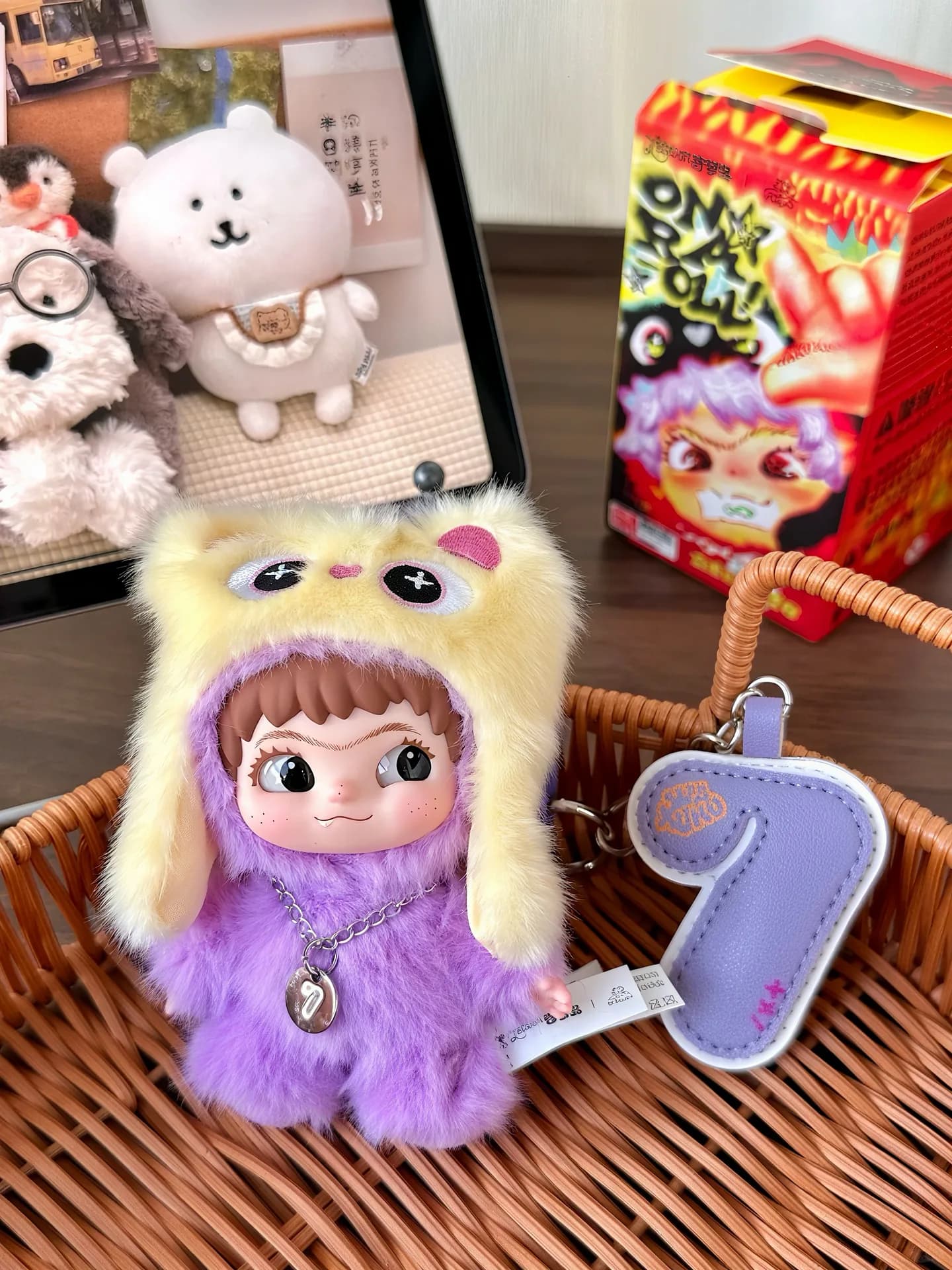 Wakuku ON A ROLL blind box series, view 4