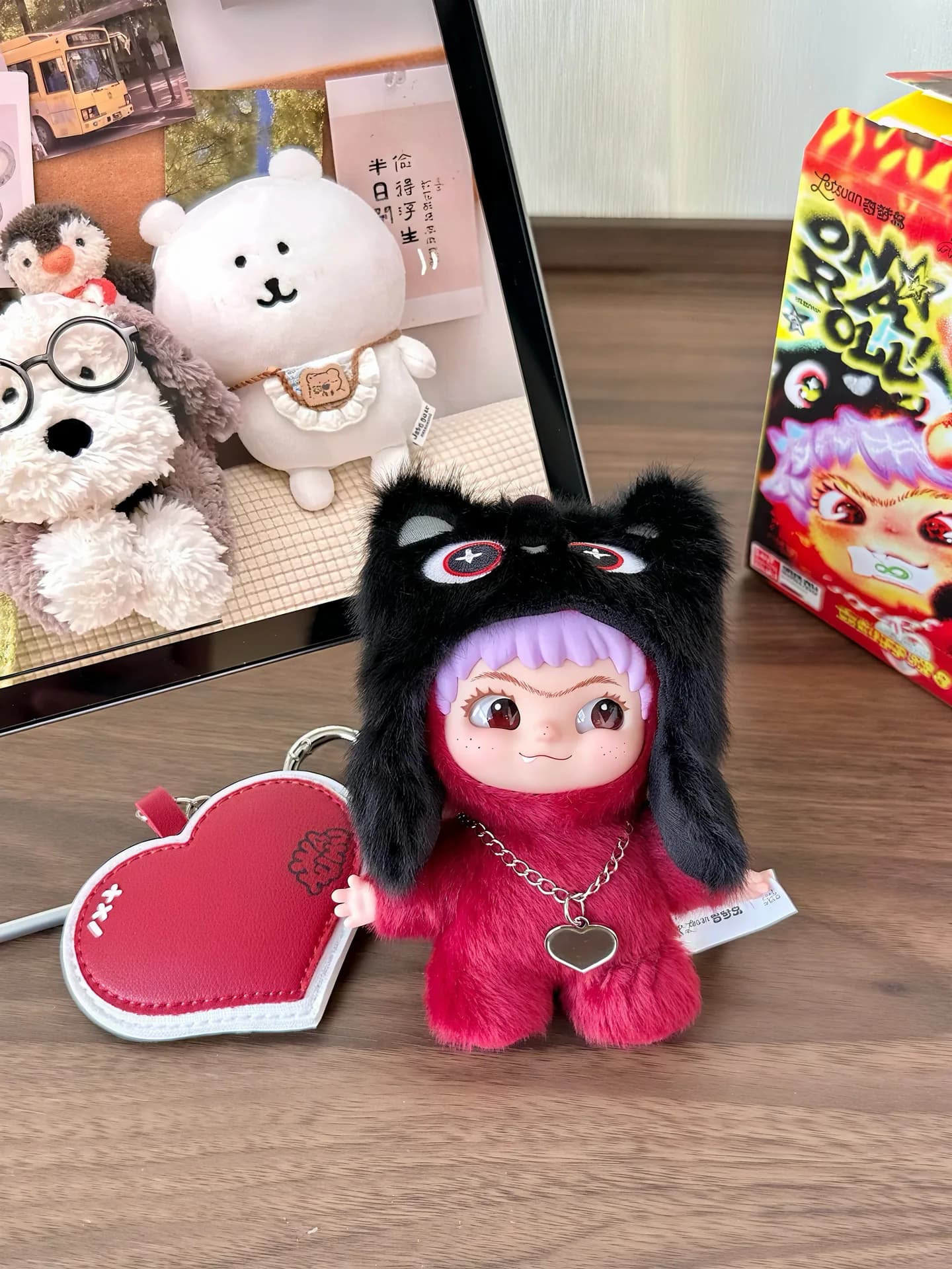 Wakuku ON A ROLL blind box series, view 3
