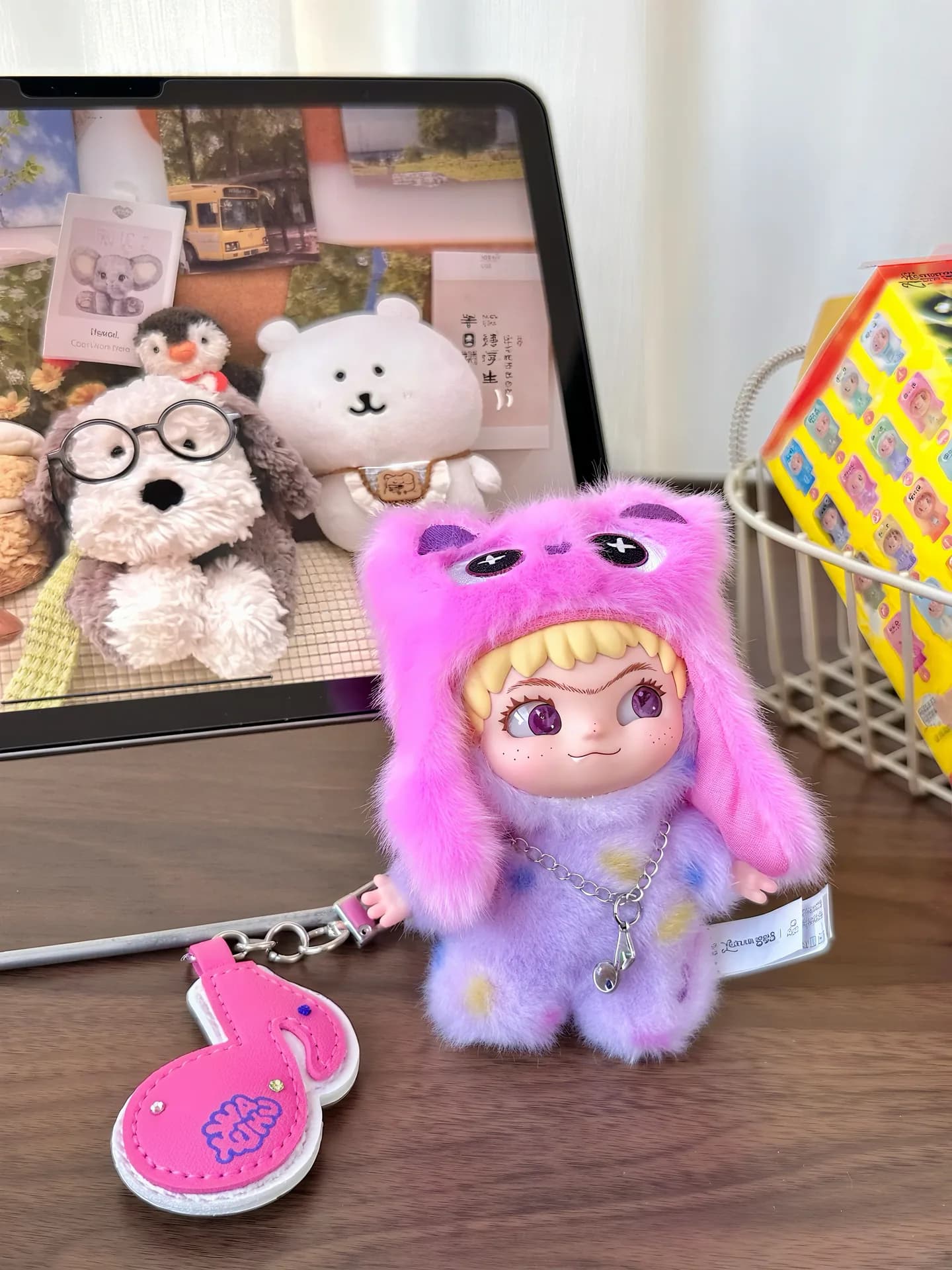 Wakuku ON A ROLL blind box series